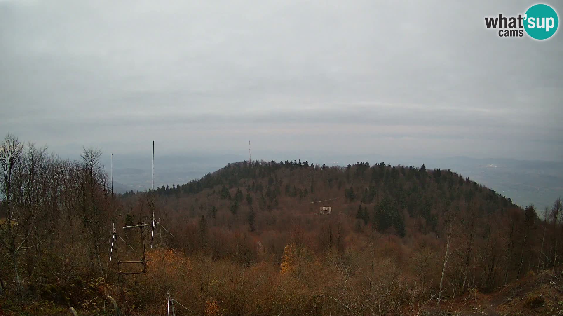 Krim webcam mountain hut | view to Ljubljana – Slovenia