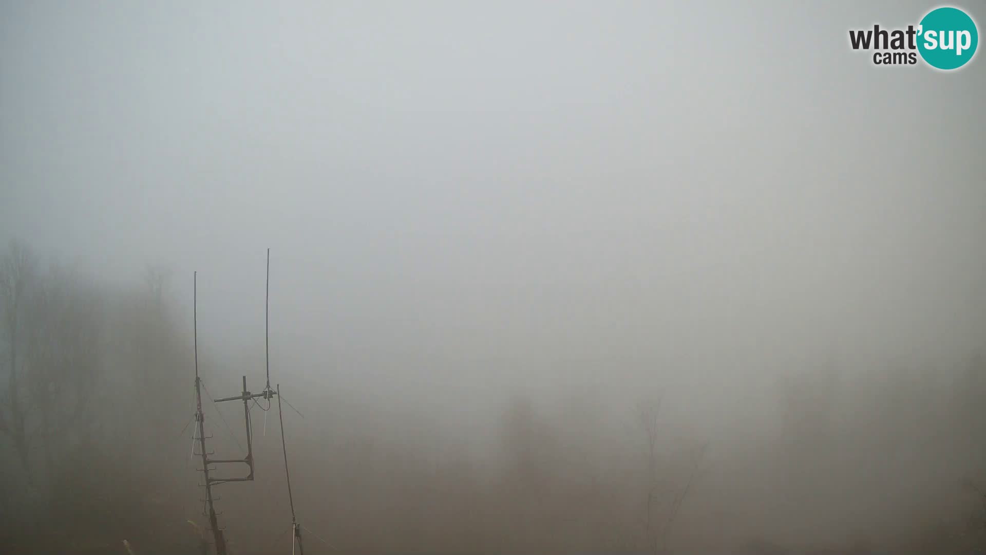 Krim Web cam Berghütte | Blick auf Ljubljana – Slowenien