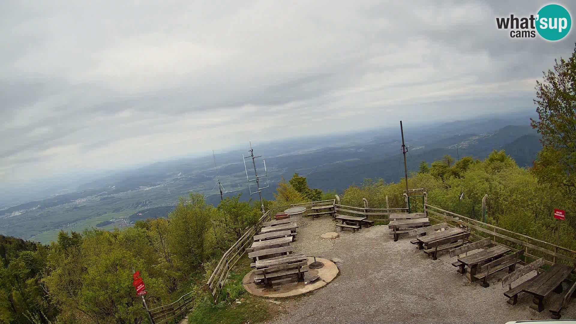 Mount Krim webcam near Ljubljana – Slovenia – view to Grosuplje