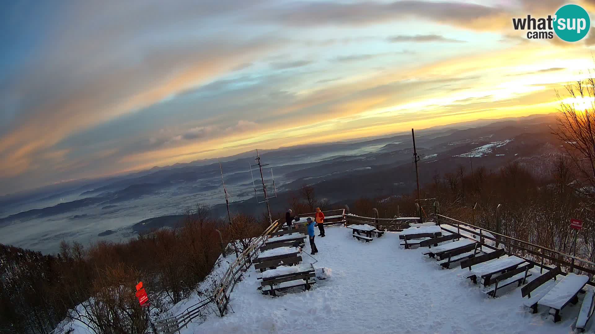 Mount Krim webcam near Ljubljana – Slovenia – view to Grosuplje