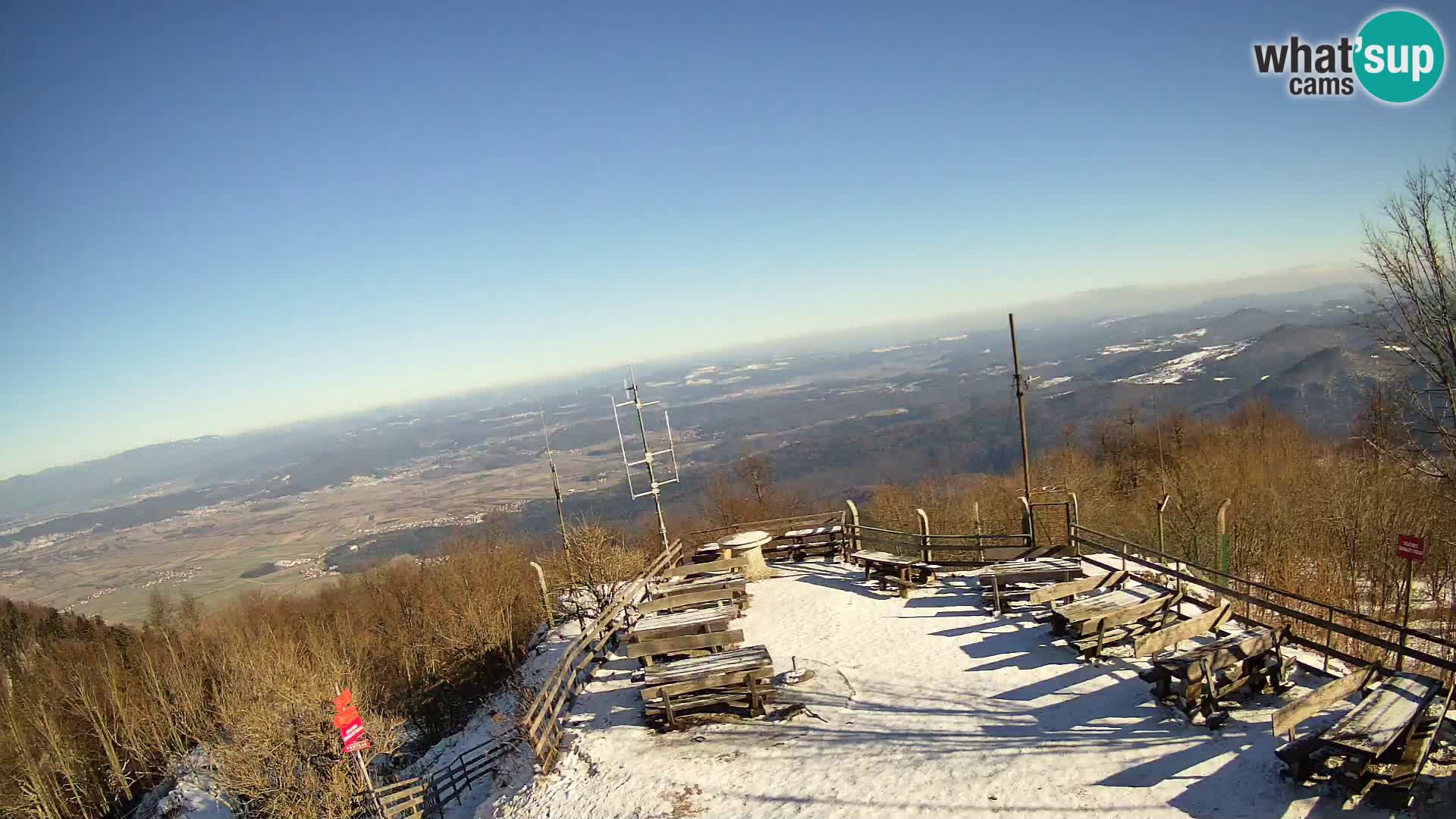 Mount Krim webcam near Ljubljana – Slovenia – view to Grosuplje