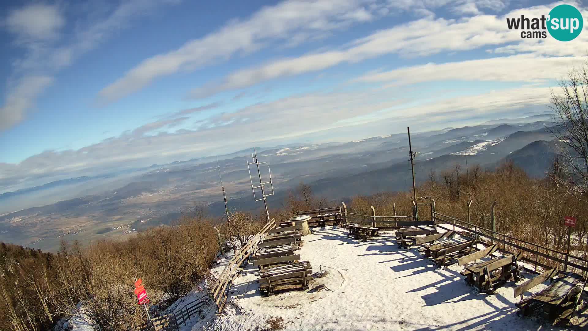 Mount Krim webcam near Ljubljana – Slovenia – view to Grosuplje