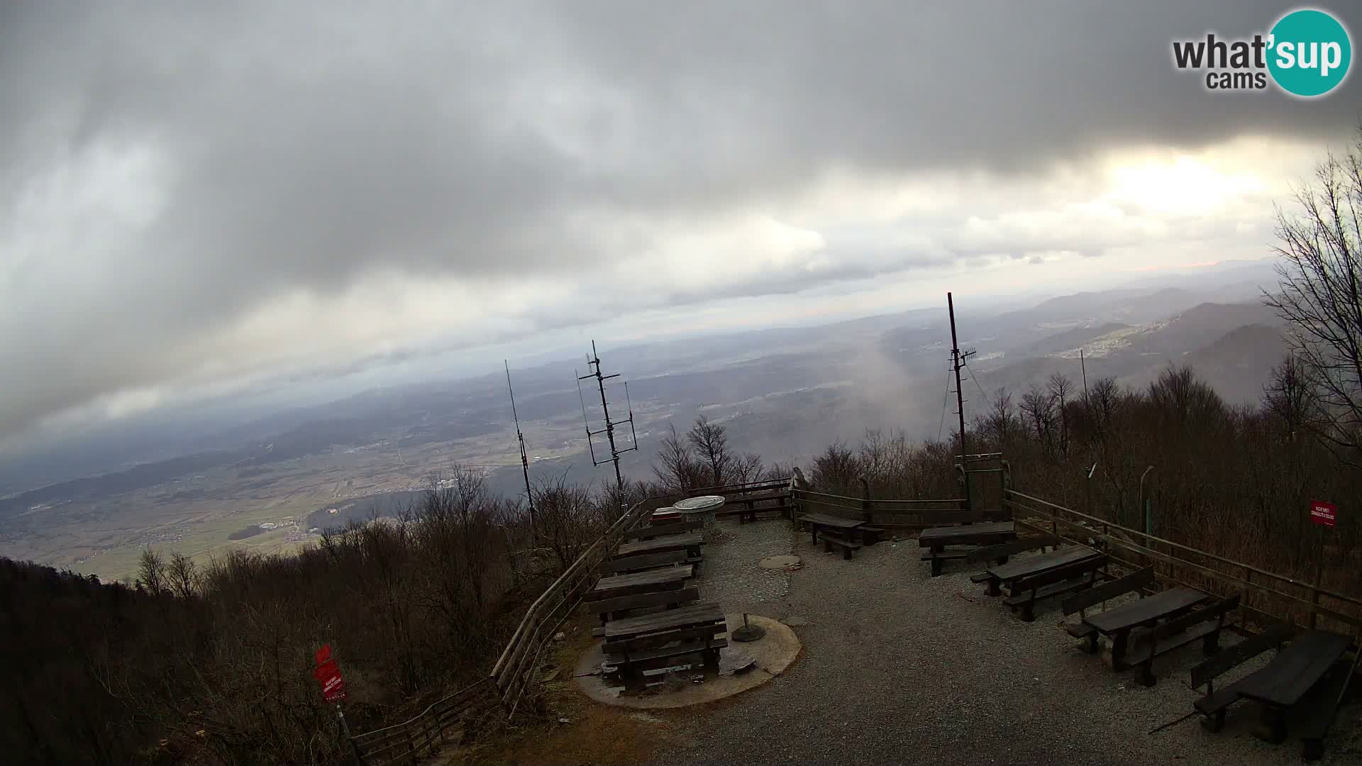 Cabaña de montaña Krim en vivo Ljubljana – Eslovenia