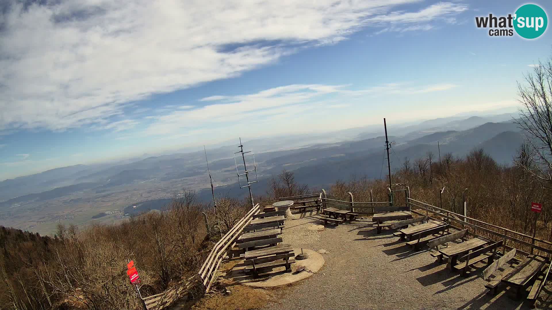 Mount Krim webcam near Ljubljana – Slovenia – view to Grosuplje