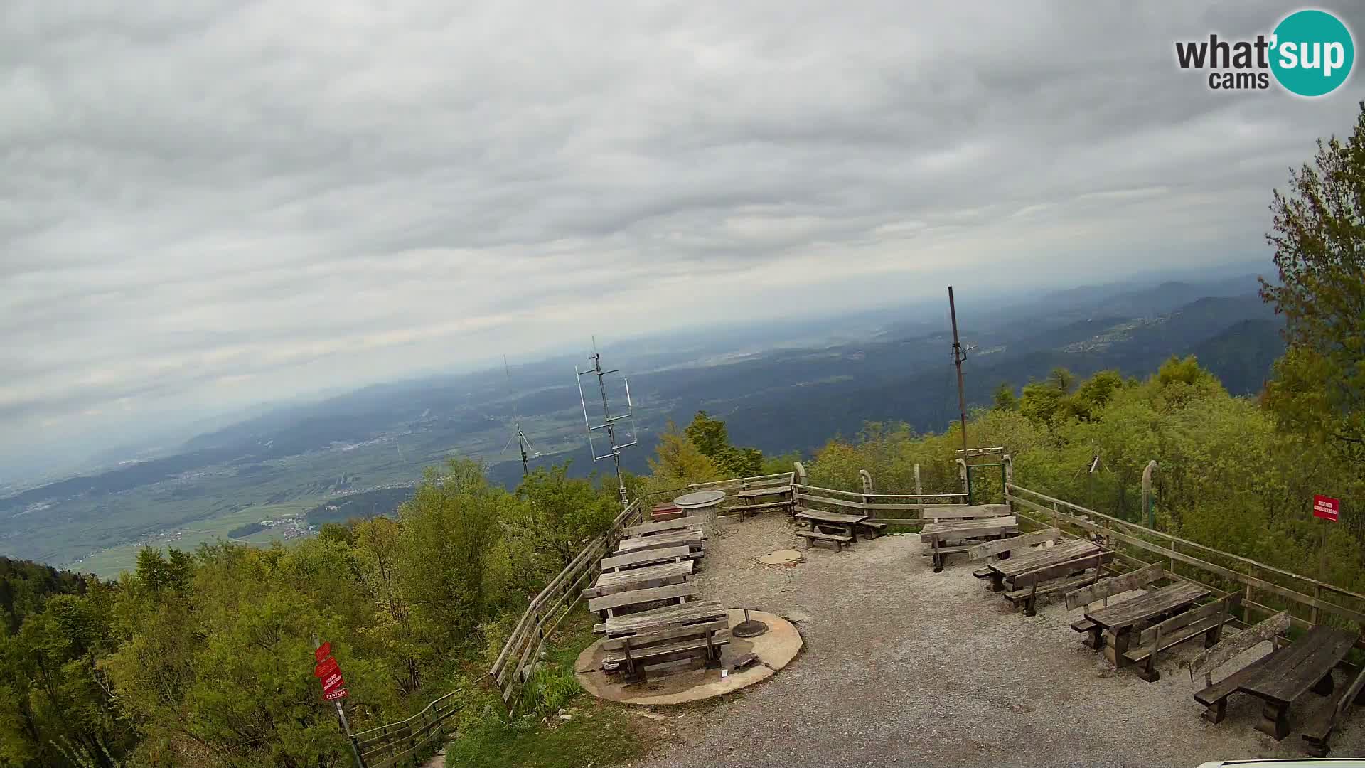 Mount Krim webcam near Ljubljana – Slovenia – view to Grosuplje