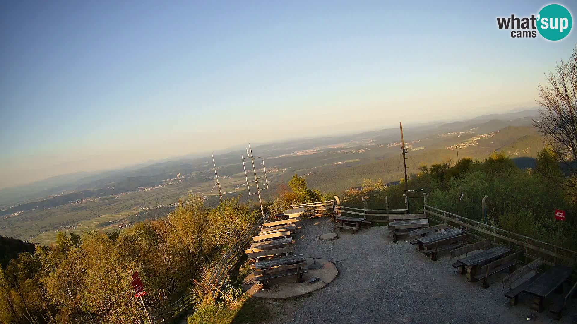 Mount Krim webcam near Ljubljana – Slovenia – view to Grosuplje