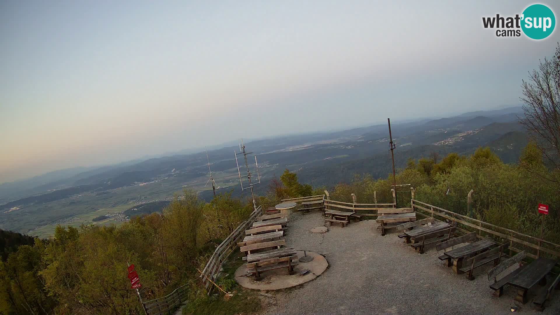 Mount Krim webcam near Ljubljana – Slovenia – view to Grosuplje