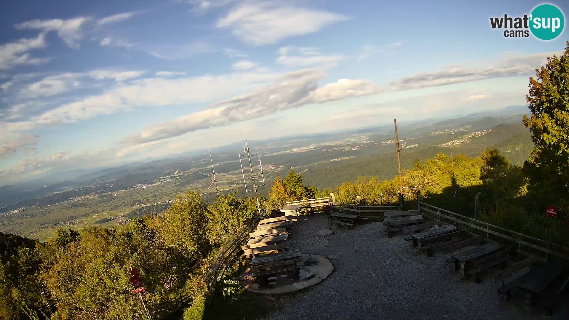 Mount Krim webcam near Ljubljana – Slovenia – view to Grosuplje