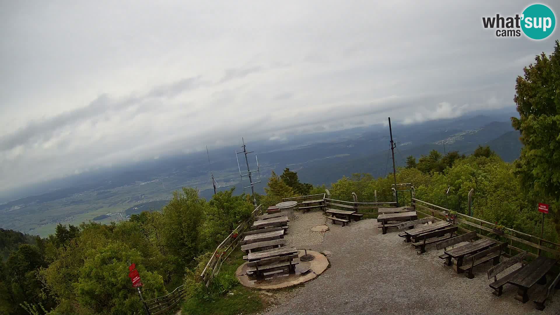 Mount Krim webcam near Ljubljana – Slovenia – view to Grosuplje
