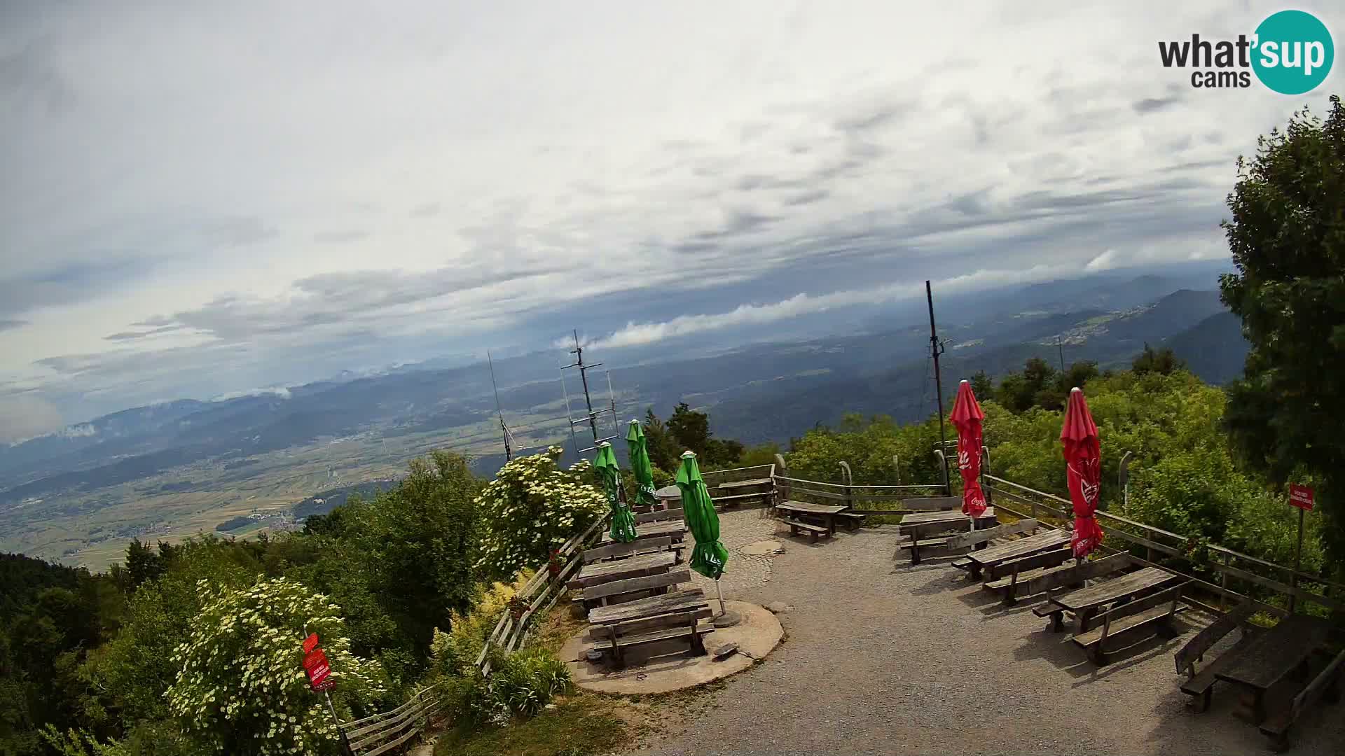 Mount Krim webcam near Ljubljana – Slovenia – view to Grosuplje