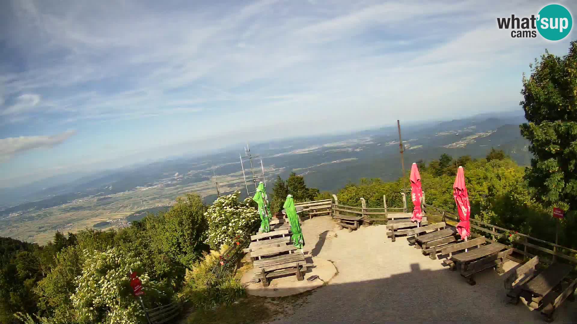 Mount Krim webcam near Ljubljana – Slovenia – view to Grosuplje