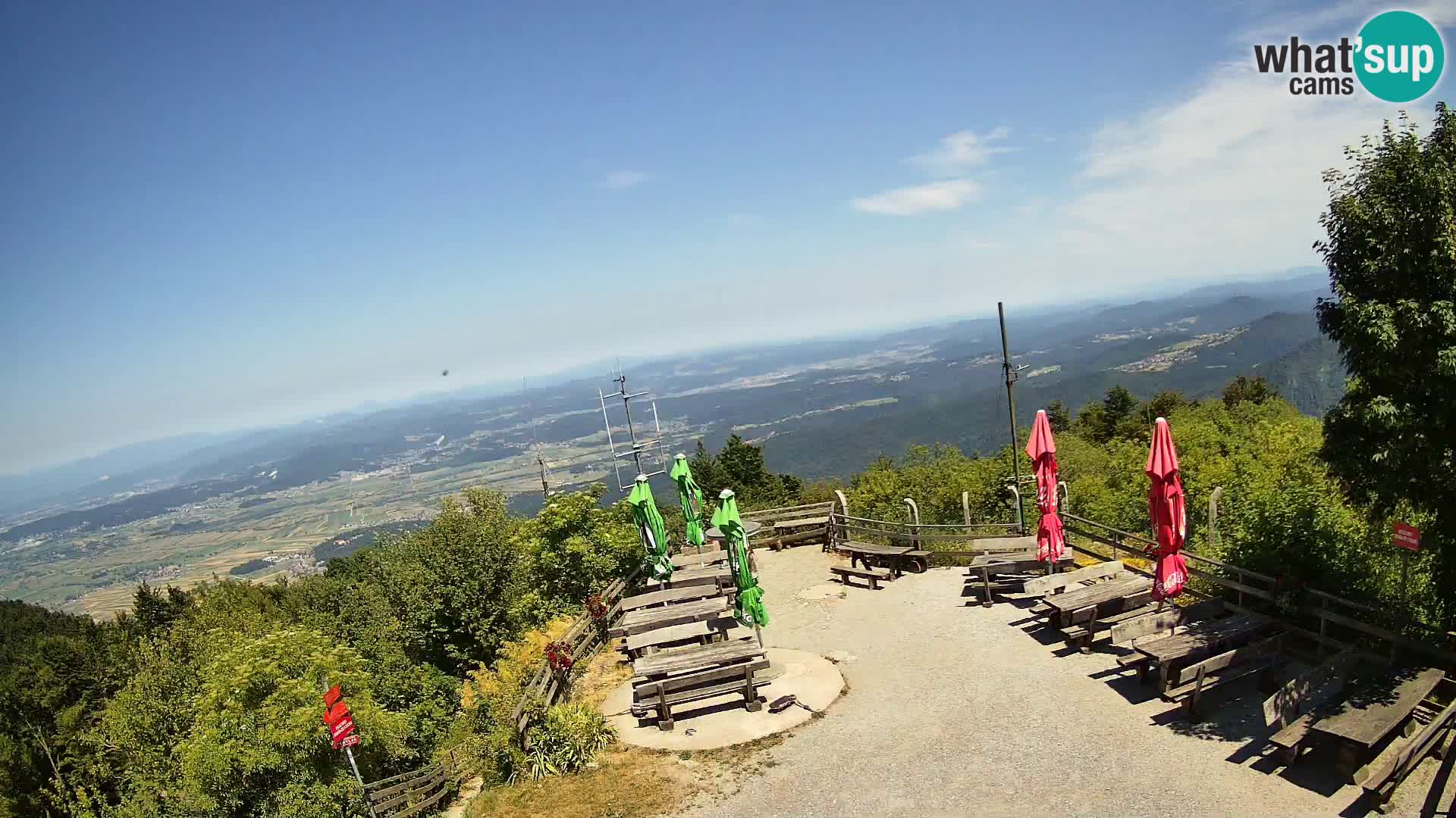 Mount Krim webcam near Ljubljana – Slovenia – view to Grosuplje