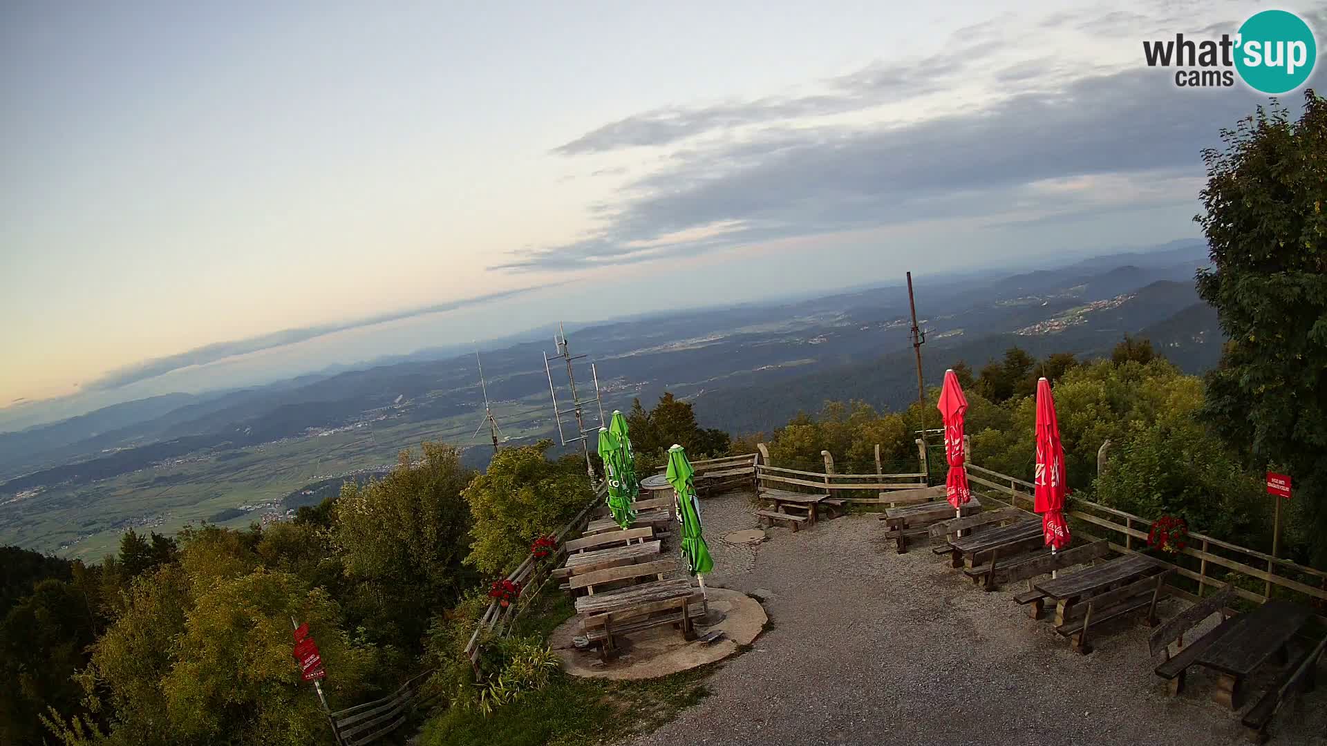 Mount Krim webcam near Ljubljana – Slovenia – view to Grosuplje