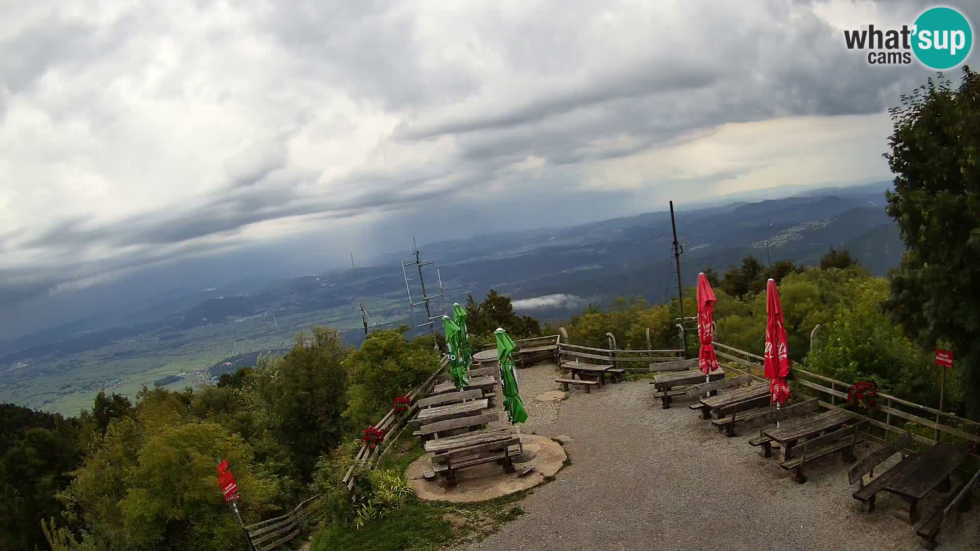 Mount Krim webcam near Ljubljana – Slovenia – view to Grosuplje
