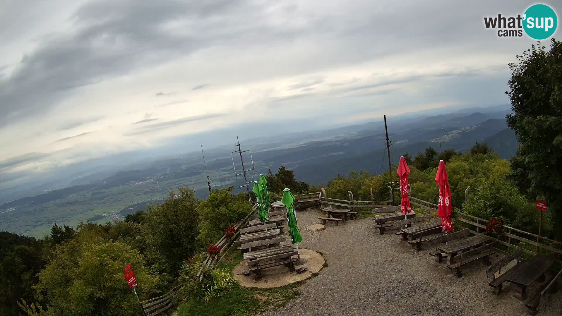 Mount Krim webcam near Ljubljana – Slovenia – view to Grosuplje