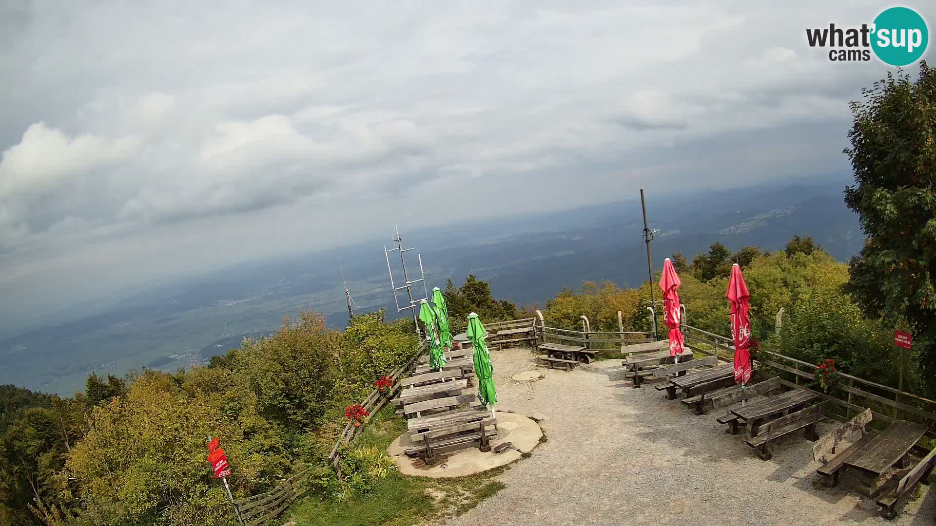Mount Krim webcam near Ljubljana – Slovenia – view to Grosuplje