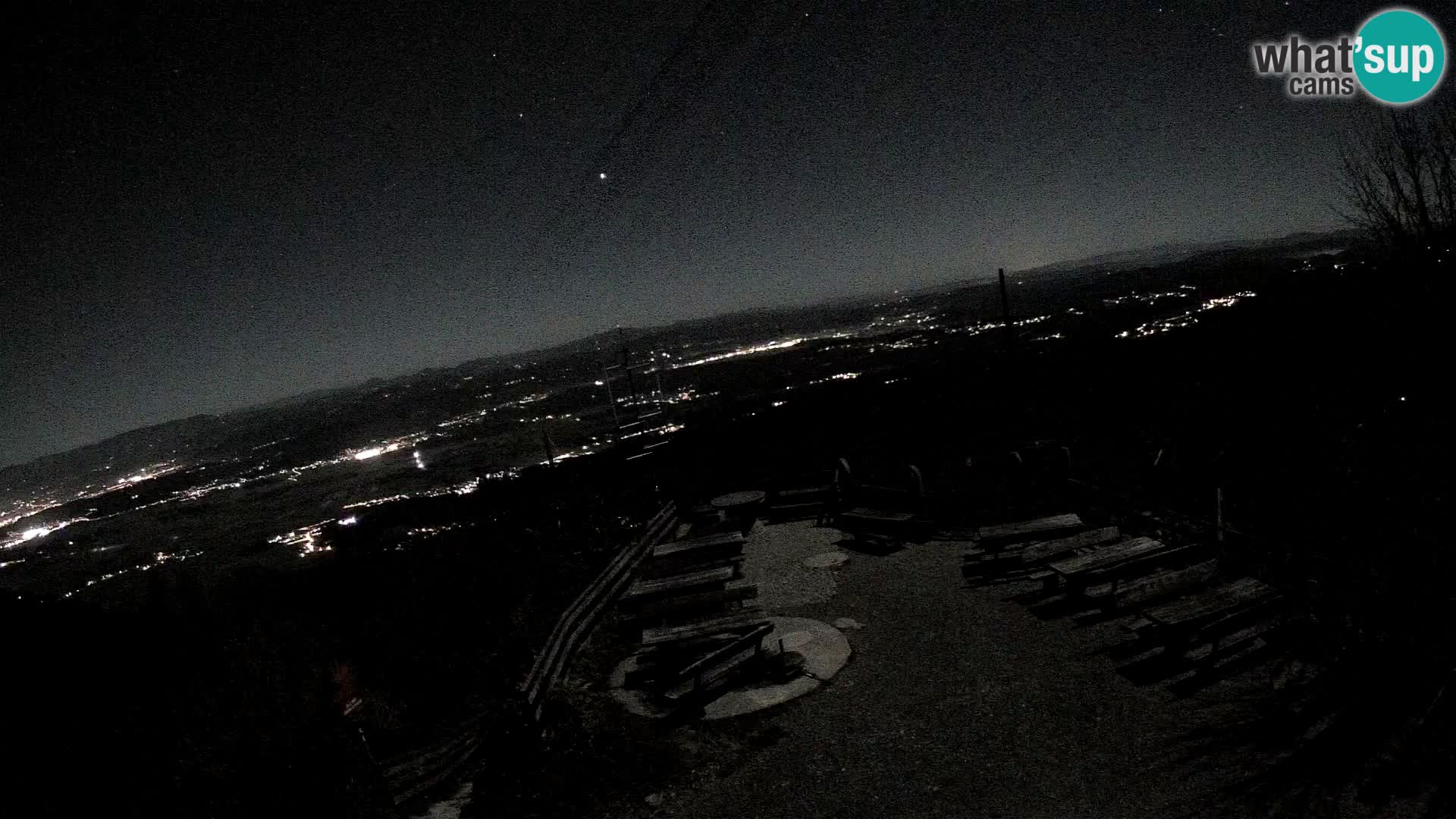 Spletna kamera Krim pri Ljubljani – pogled proti Grosuplju