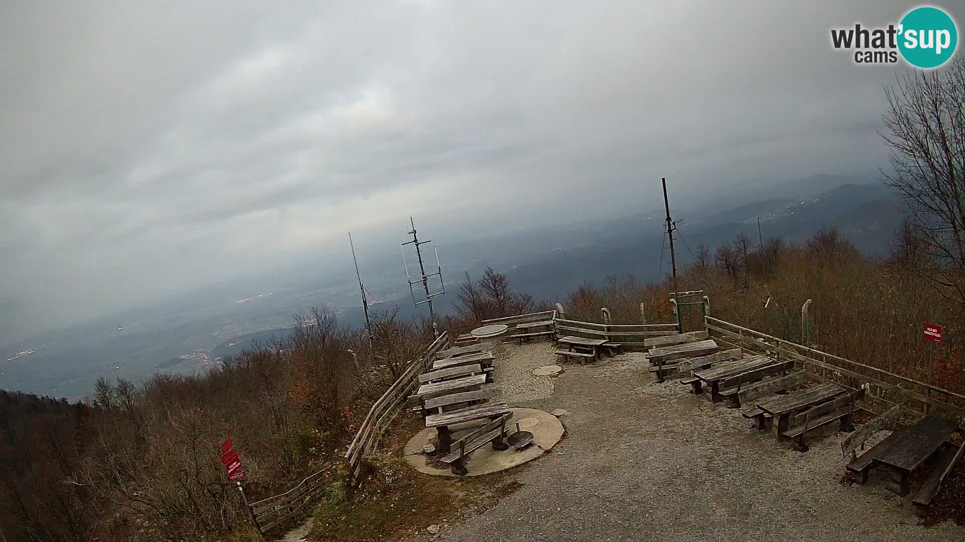 Spletna kamera Krim pri Ljubljani – pogled proti Grosuplju