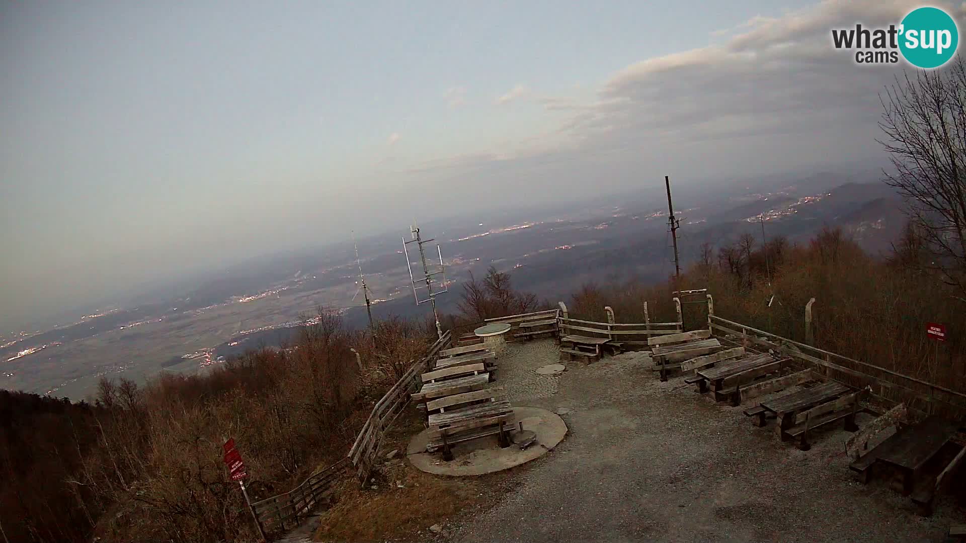 Mount Krim webcam near Ljubljana – Slovenia – view to Grosuplje
