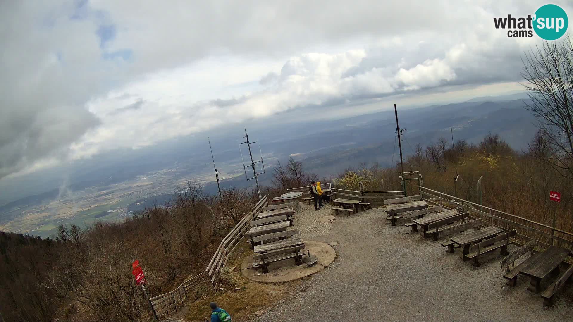 Mount Krim webcam near Ljubljana – Slovenia – view to Grosuplje