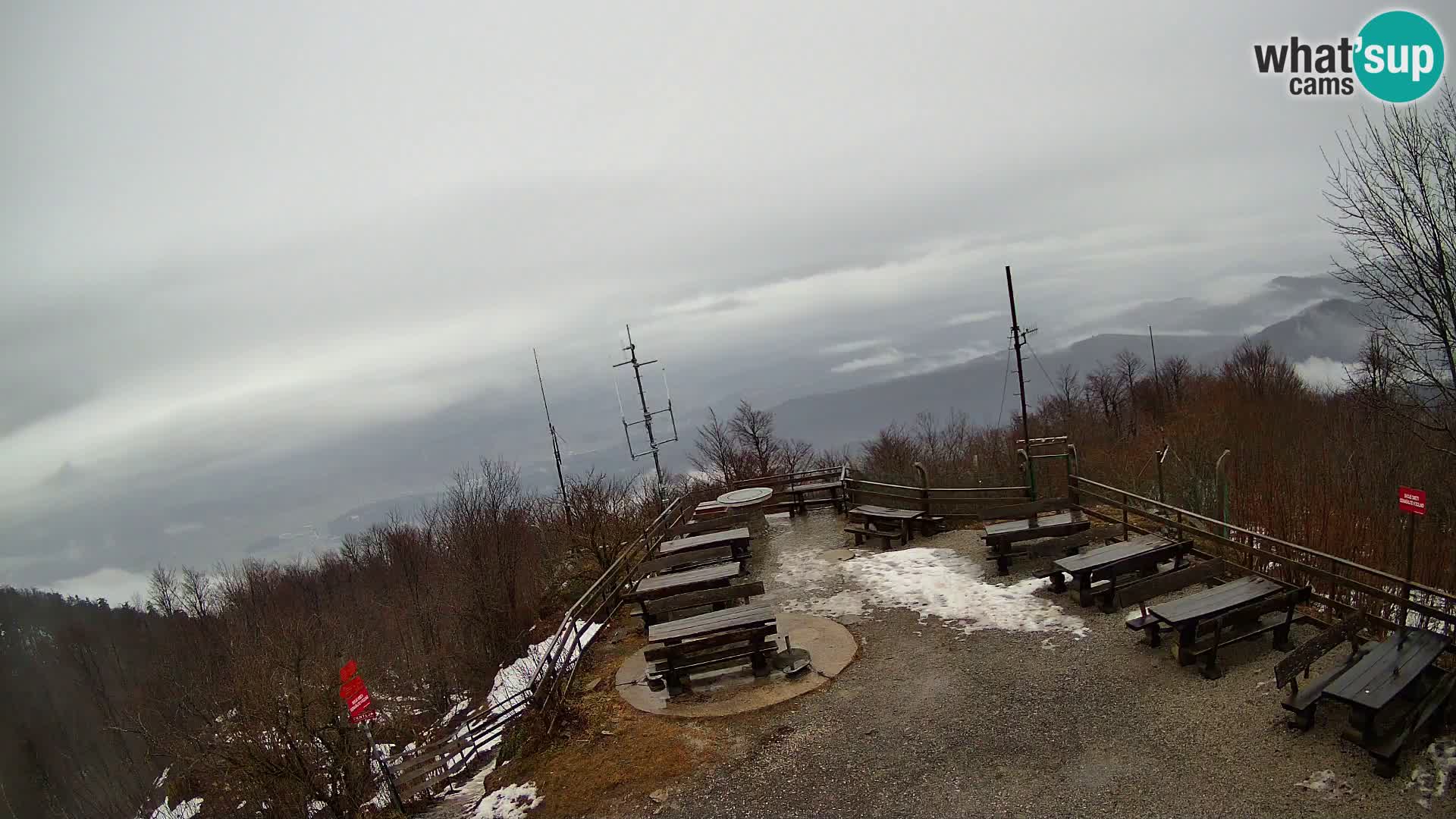 Spletna kamera Krim pri Ljubljani – pogled proti Grosuplju