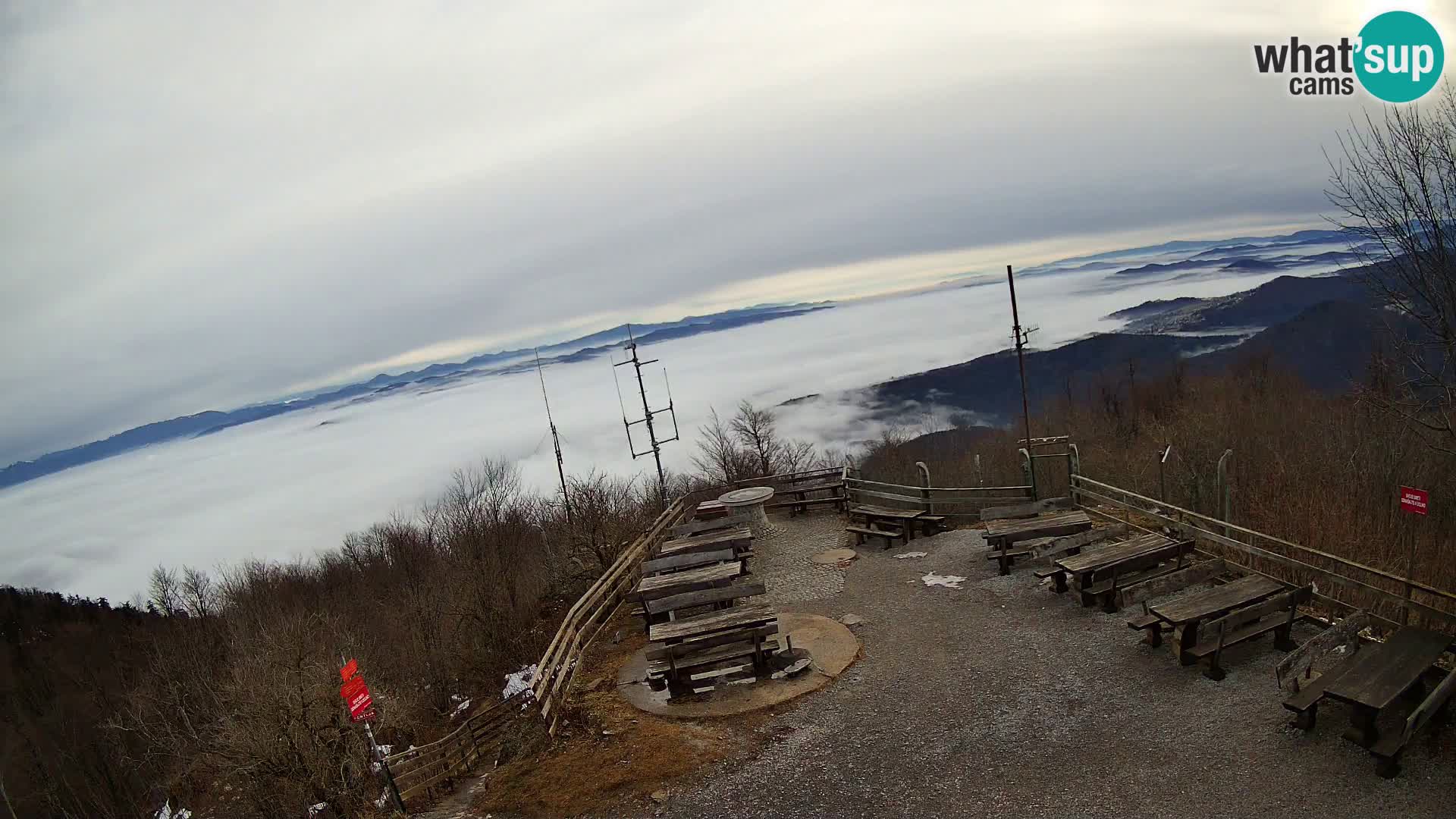 Spletna kamera Krim pri Ljubljani – pogled proti Grosuplju