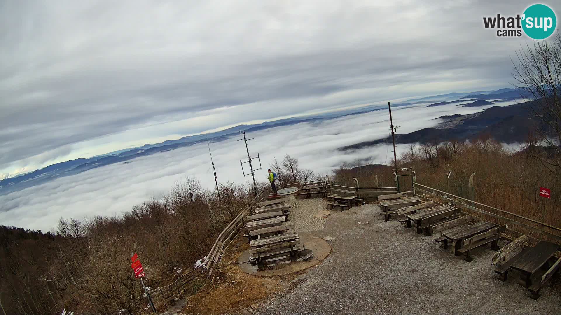 Mount Krim webcam near Ljubljana – Slovenia – view to Grosuplje