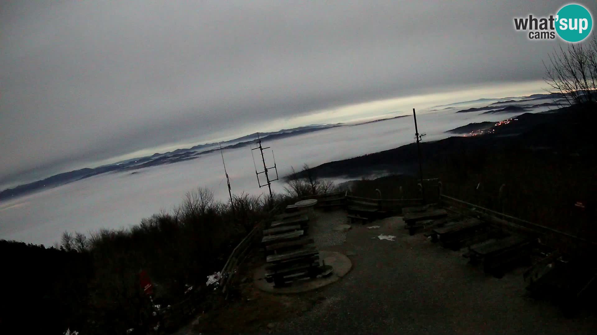 Spletna kamera Krim pri Ljubljani – pogled proti Grosuplju