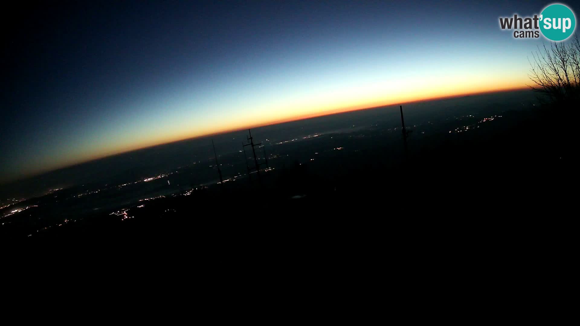 Spletna kamera Krim pri Ljubljani – pogled proti Grosuplju