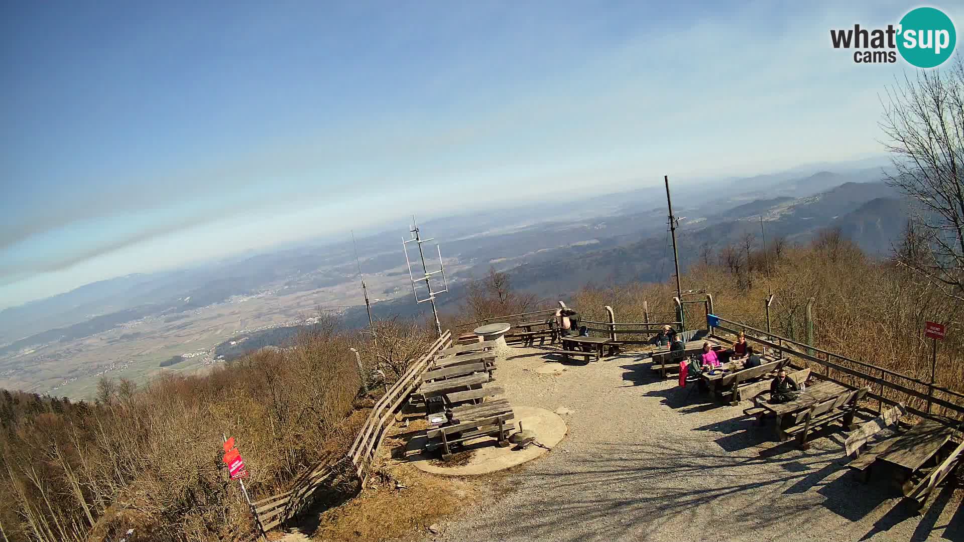 Spletna kamera Krim pri Ljubljani – pogled proti Grosuplju