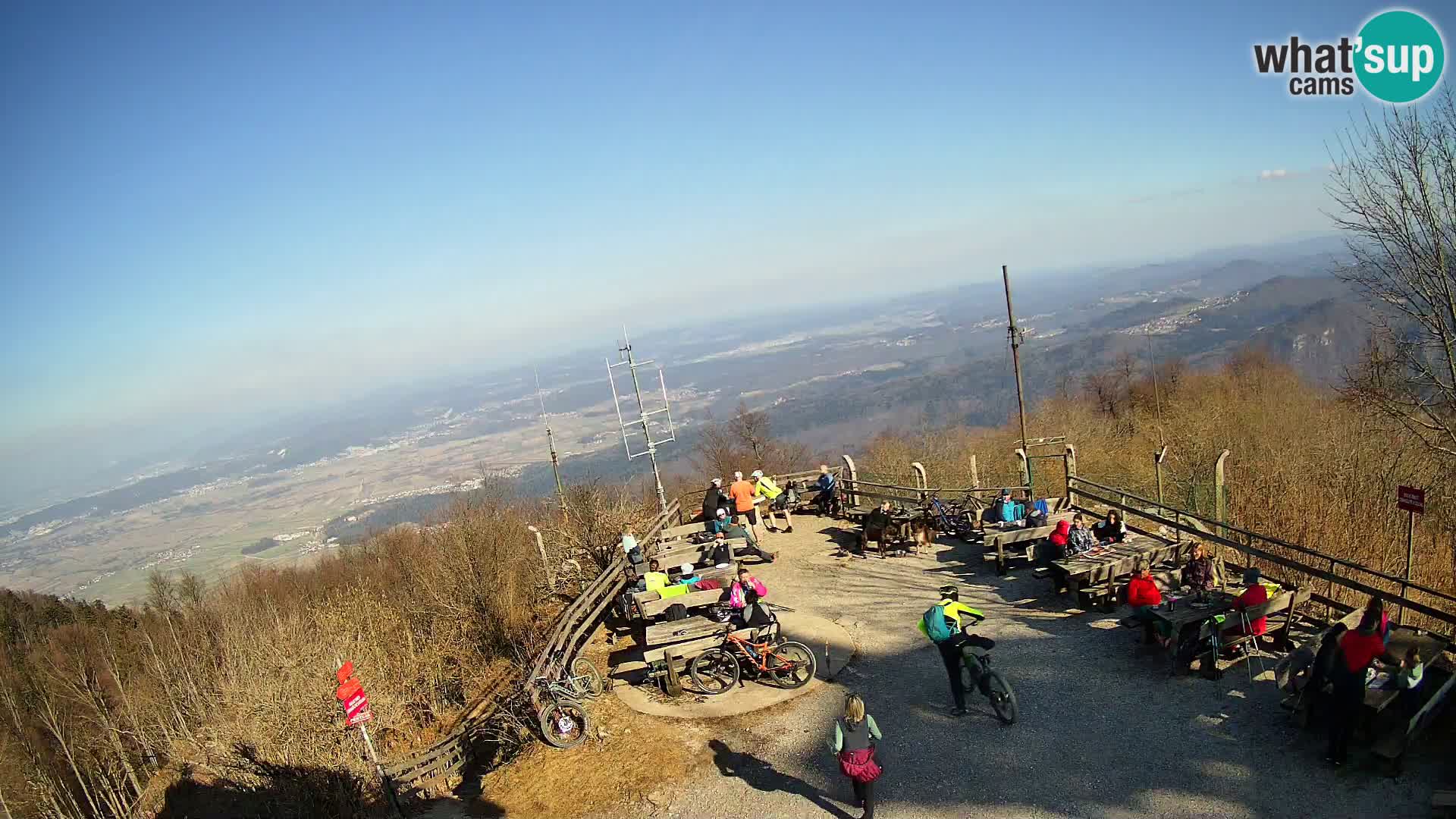 Mount Krim webcam near Ljubljana – Slovenia – view to Grosuplje