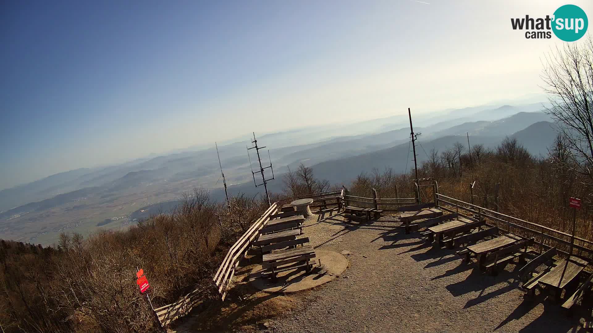 Spletna kamera Krim pri Ljubljani – pogled proti Grosuplju