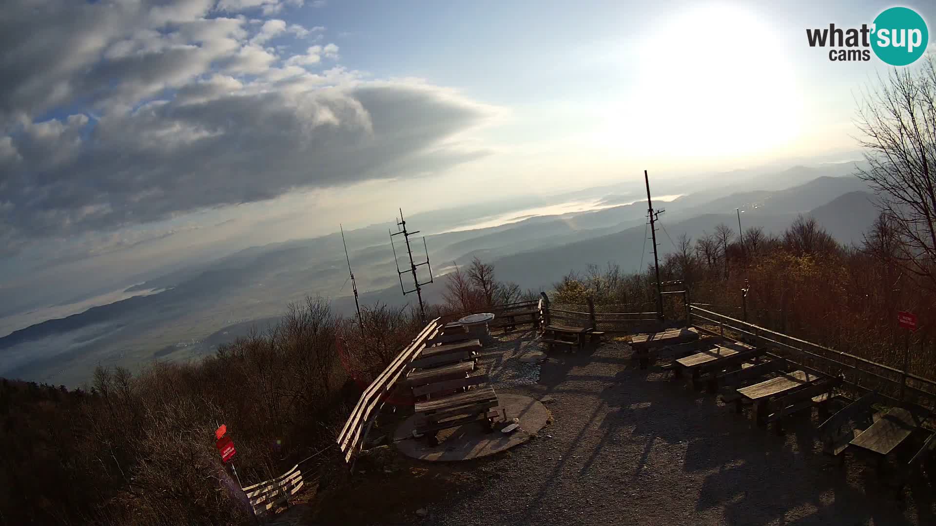 Mount Krim webcam near Ljubljana – Slovenia – view to Grosuplje
