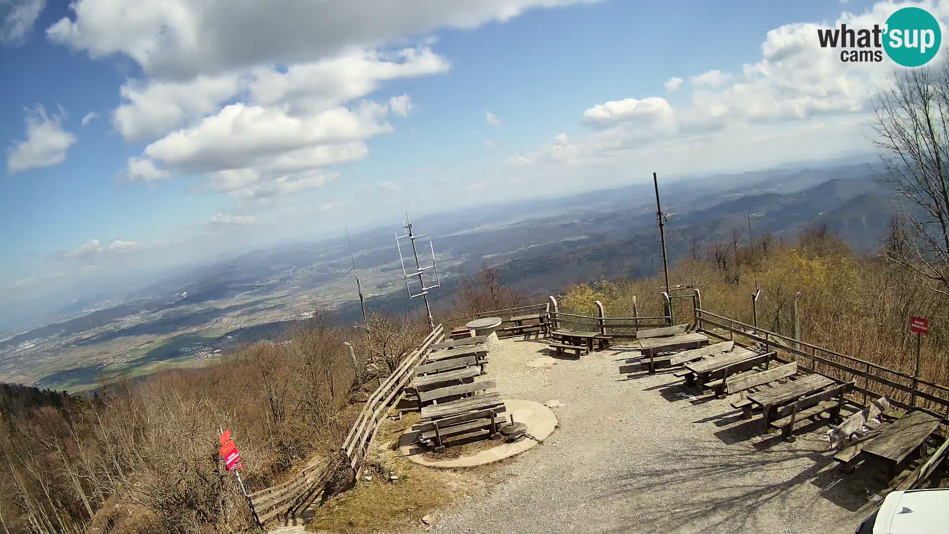 Mount Krim webcam near Ljubljana – Slovenia – view to Grosuplje