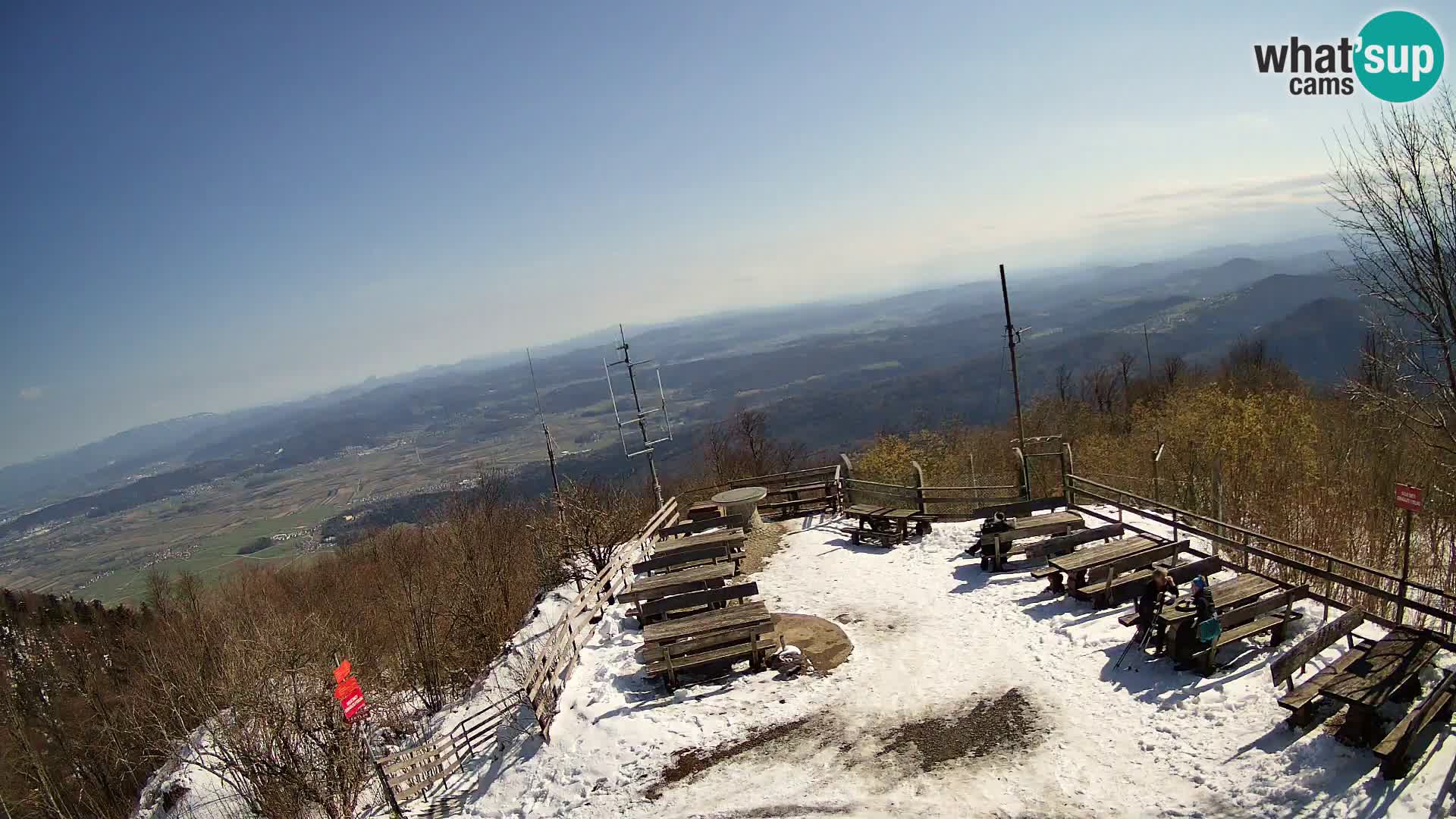 Mount Krim webcam near Ljubljana – Slovenia – view to Grosuplje
