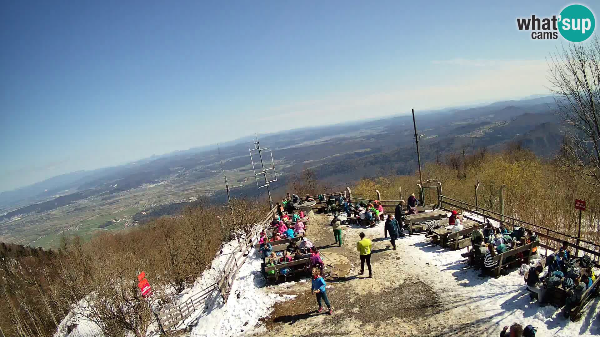 Spletna kamera Krim pri Ljubljani – pogled proti Grosuplju