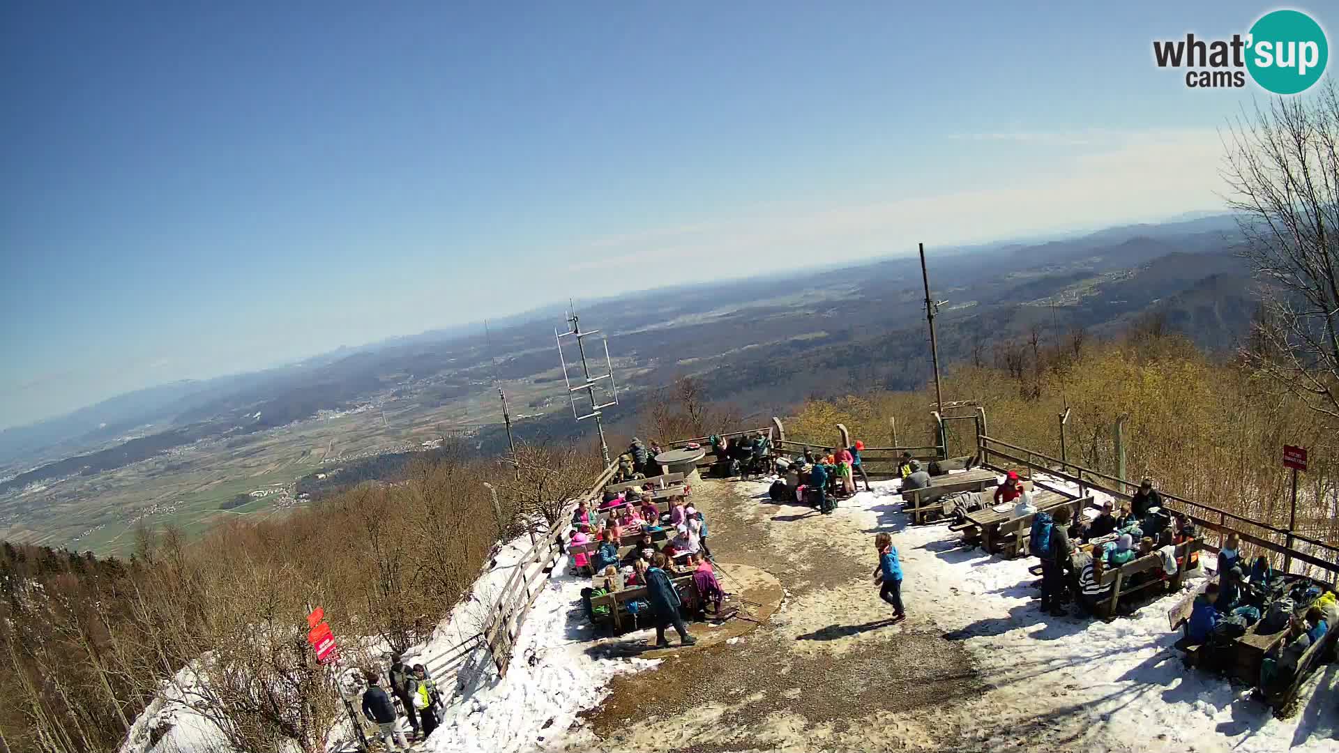 Mount Krim webcam near Ljubljana – Slovenia – view to Grosuplje