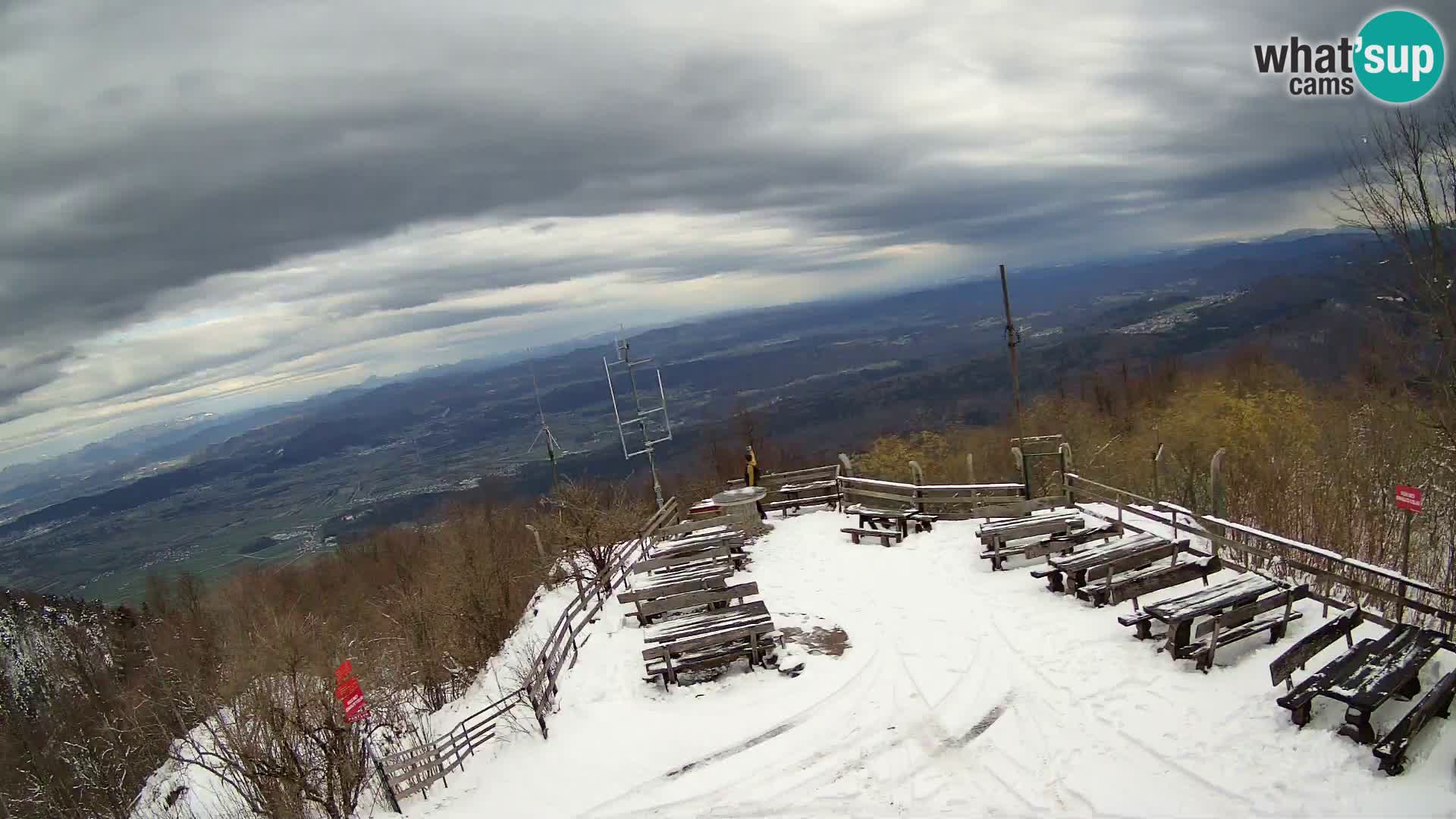 Spletna kamera Krim pri Ljubljani – pogled proti Grosuplju