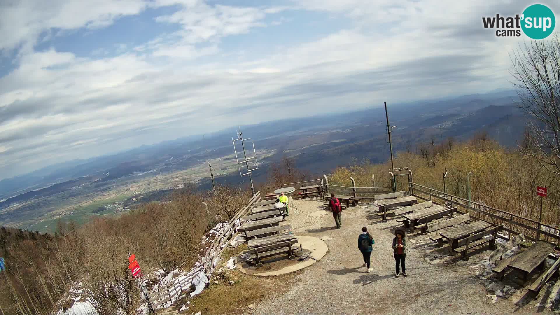 Mount Krim webcam near Ljubljana – Slovenia – view to Grosuplje