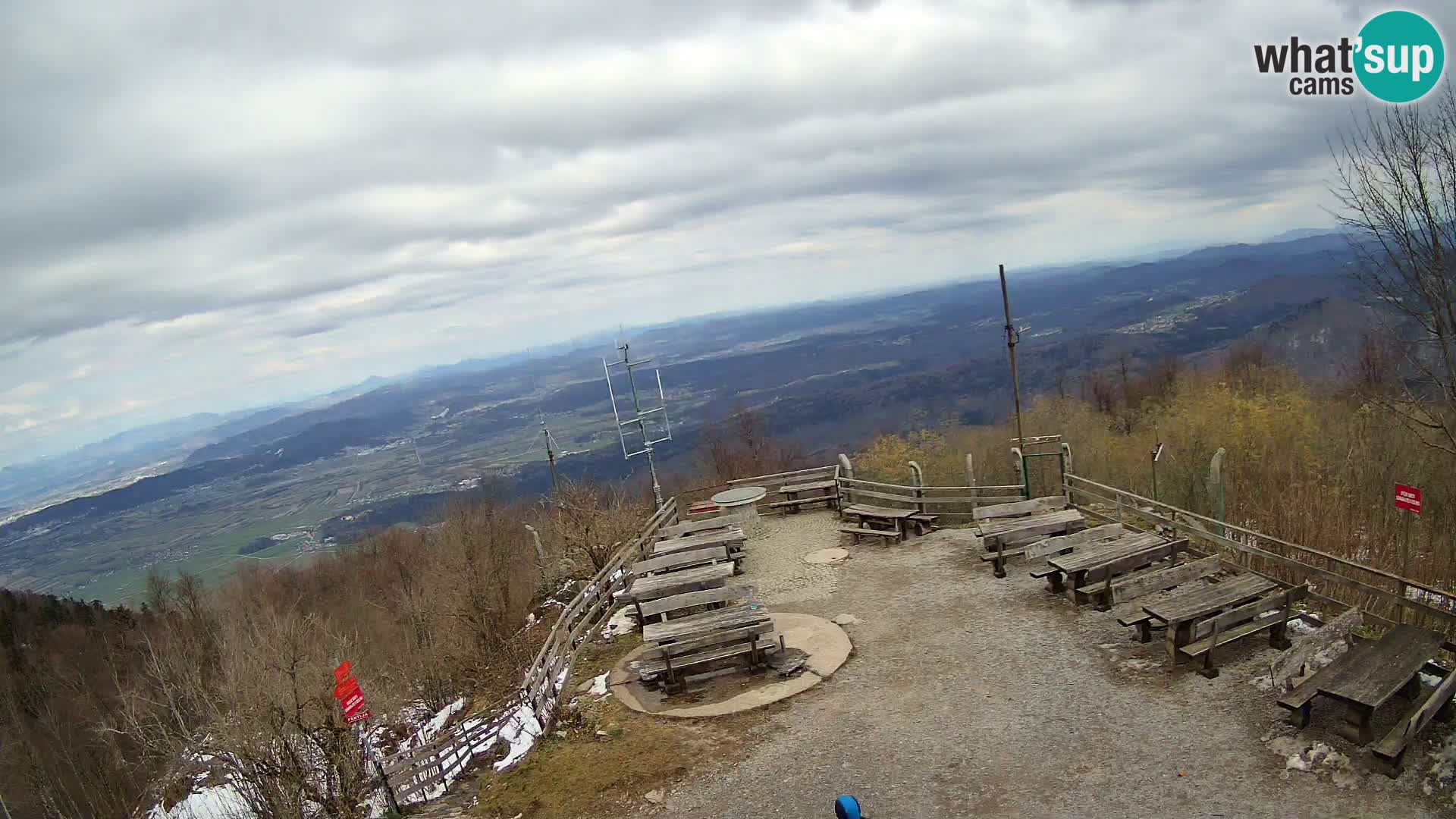 Mount Krim webcam near Ljubljana – Slovenia – view to Grosuplje