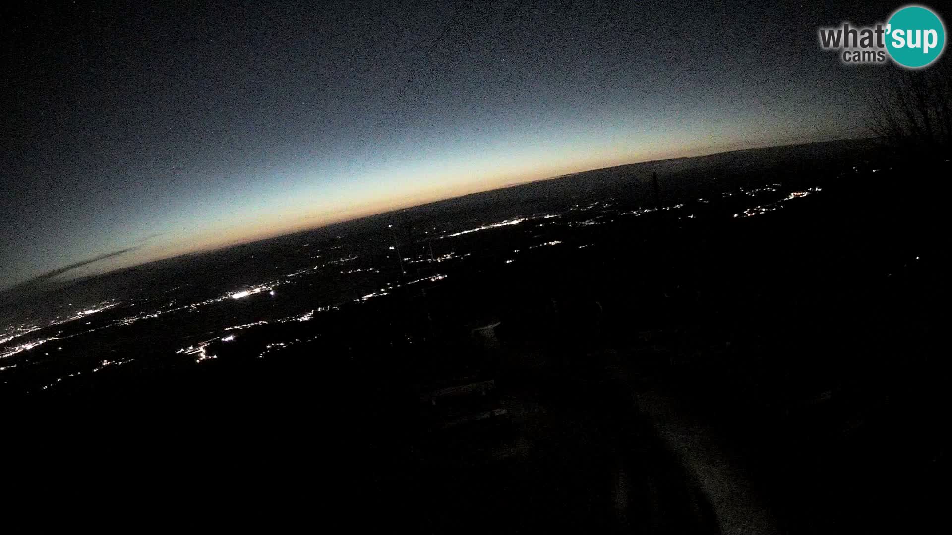 Spletna kamera Krim pri Ljubljani – pogled proti Grosuplju