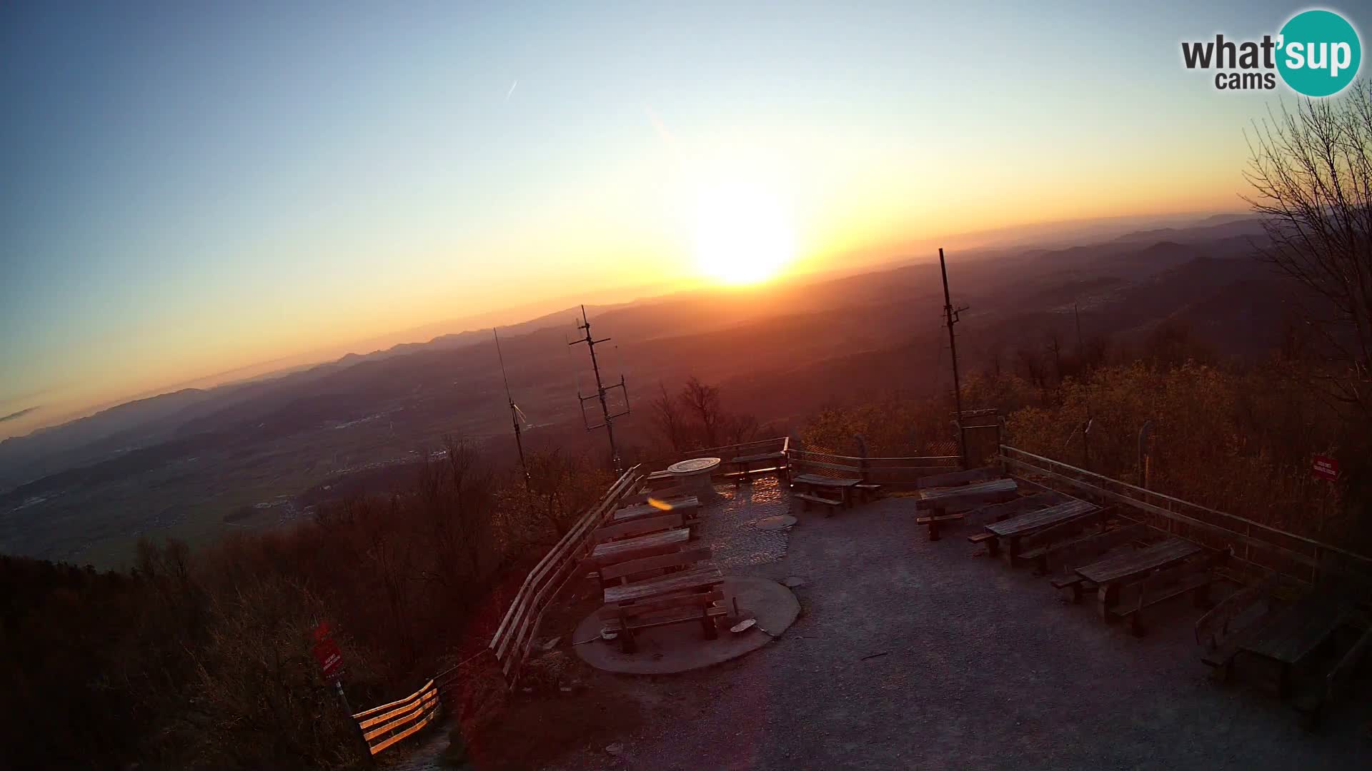 Mount Krim webcam near Ljubljana – Slovenia – view to Grosuplje
