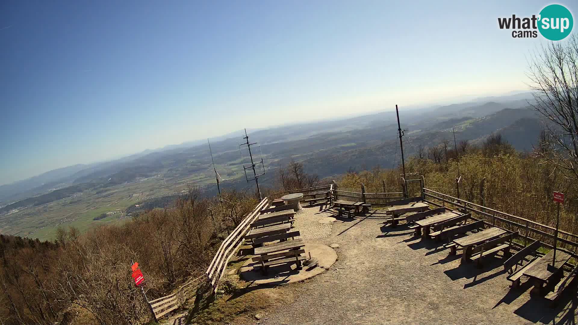 Mount Krim webcam near Ljubljana – Slovenia – view to Grosuplje