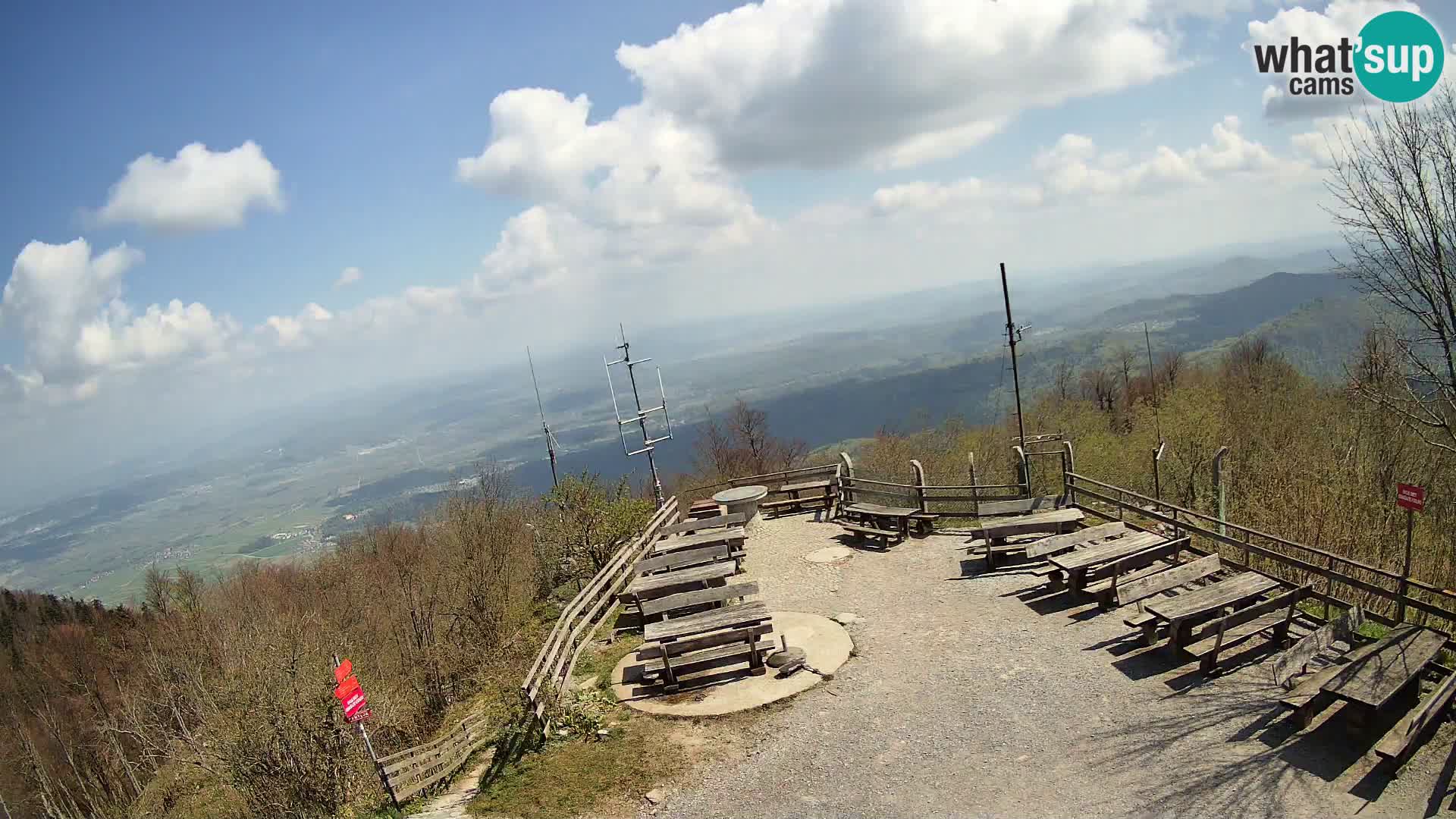 Mount Krim webcam near Ljubljana – Slovenia – view to Grosuplje