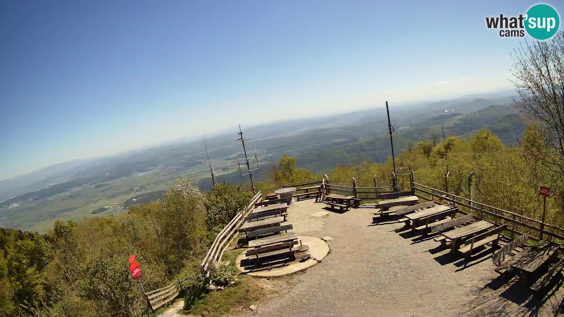 Mount Krim webcam near Ljubljana – Slovenia – view to Grosuplje