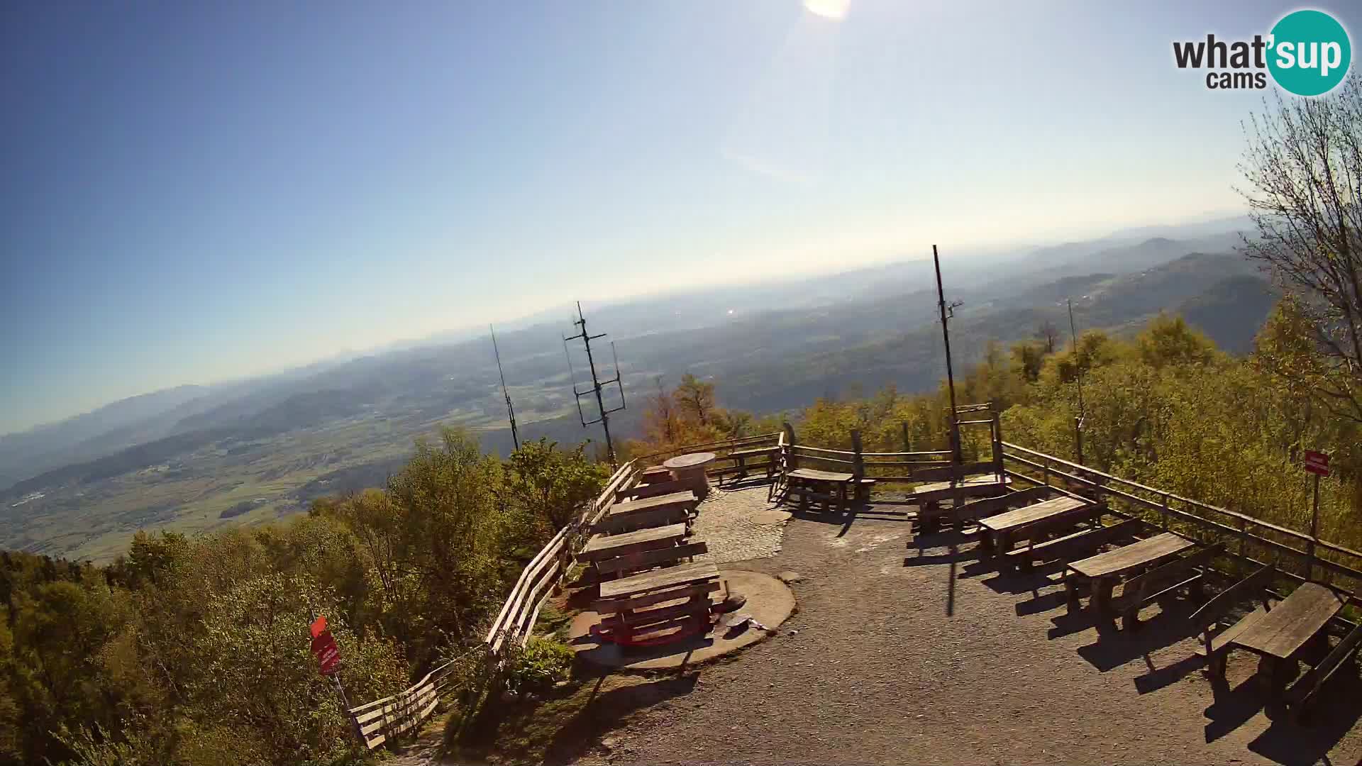 Mount Krim webcam near Ljubljana – Slovenia – view to Grosuplje