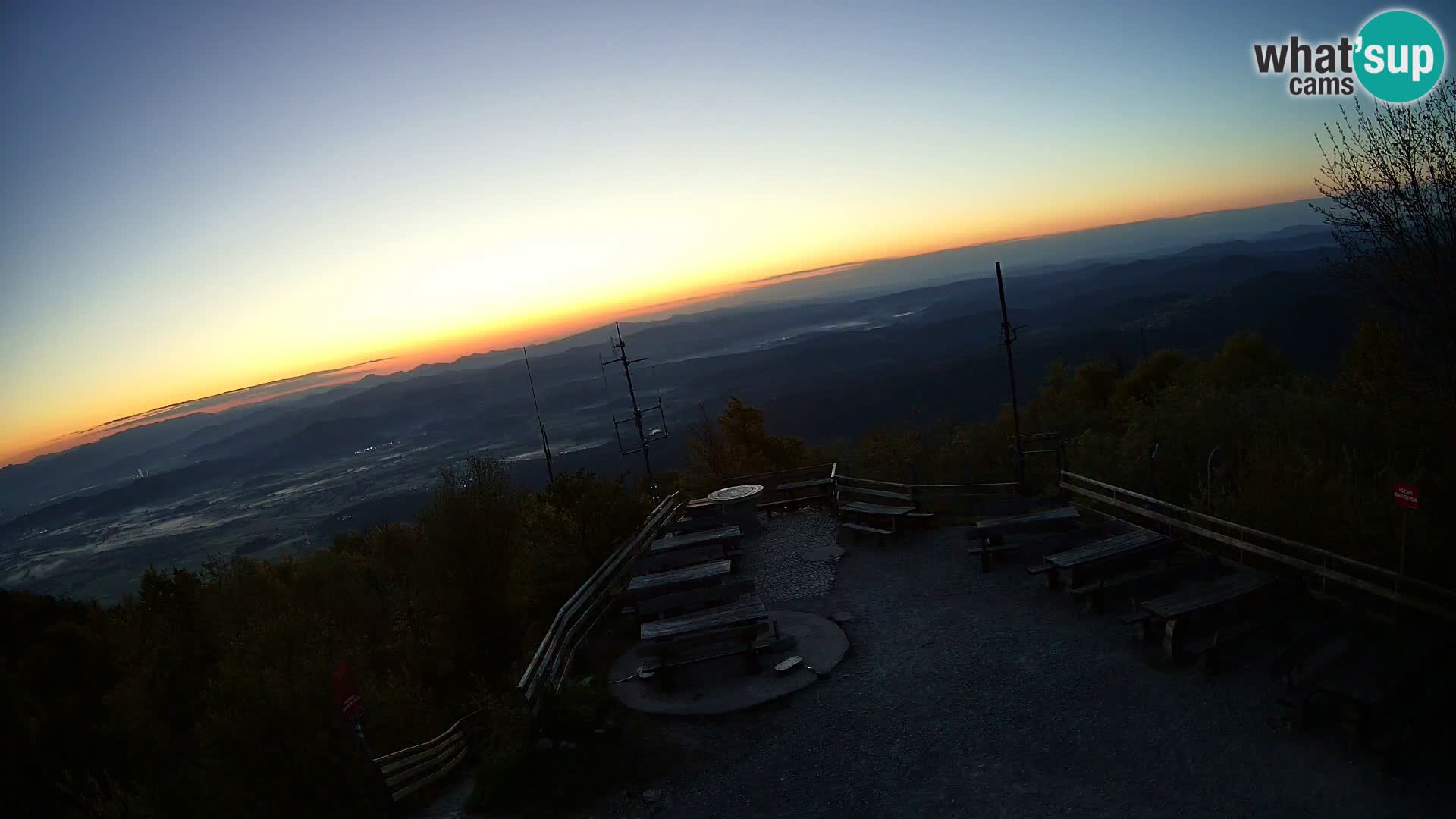 Mount Krim webcam near Ljubljana – Slovenia – view to Grosuplje