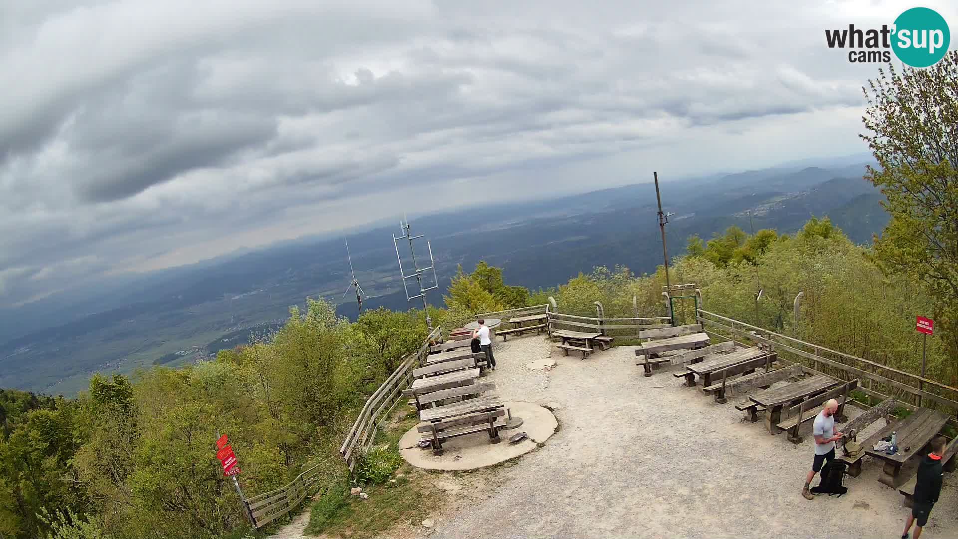 Mount Krim webcam near Ljubljana – Slovenia – view to Grosuplje