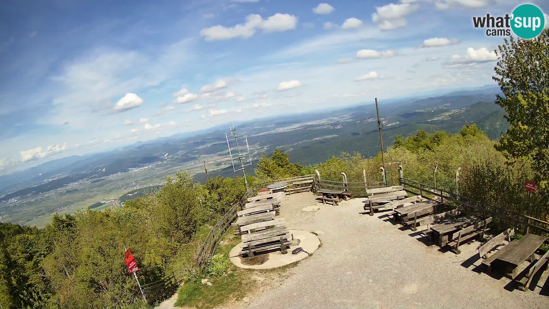 Spletna kamera Krim pri Ljubljani – pogled proti Grosuplju