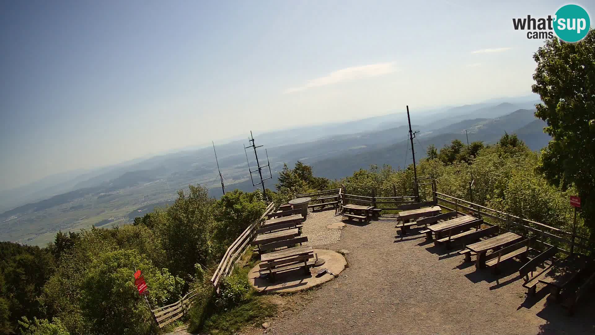 Mount Krim webcam near Ljubljana – Slovenia – view to Grosuplje